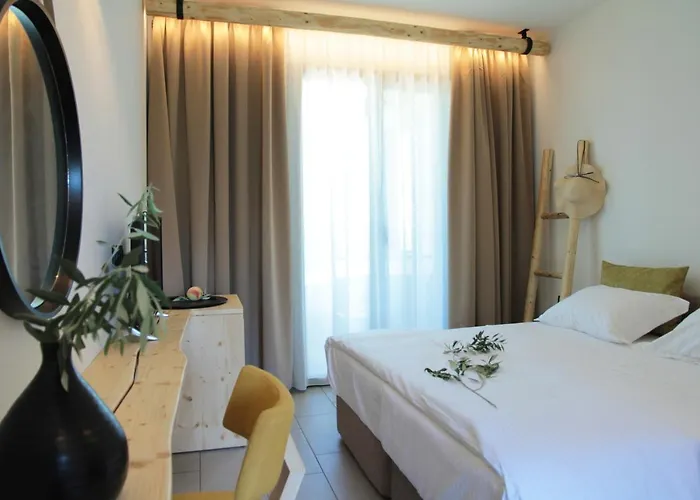 Filippos 3*
